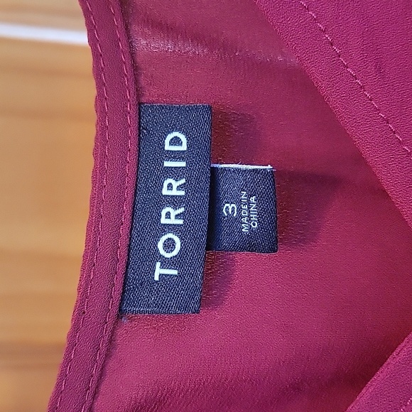 Torrid tank - Picture 5 of 6